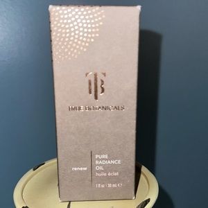True Botanicals Pure Radiance Oil- 1 ox